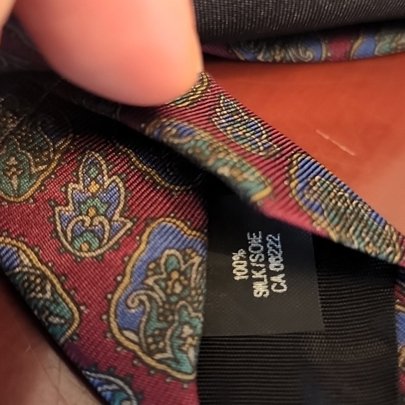 Yves St Laurent neck tie - Picture 7 of 7